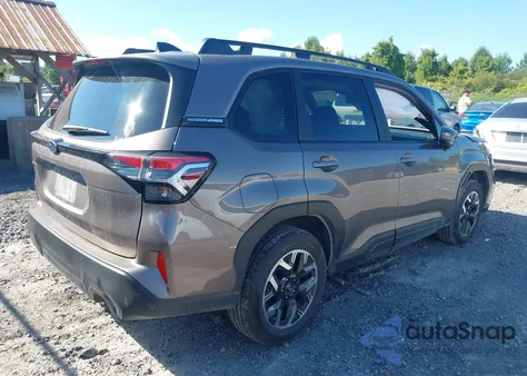 2025 Subaru Forester Premium из США, поврежденный, VIN JF2SLDDC7SH422557